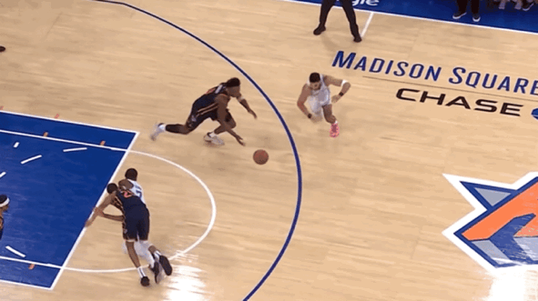 塔图姆险胜库里，76人关键表现点燃全场！